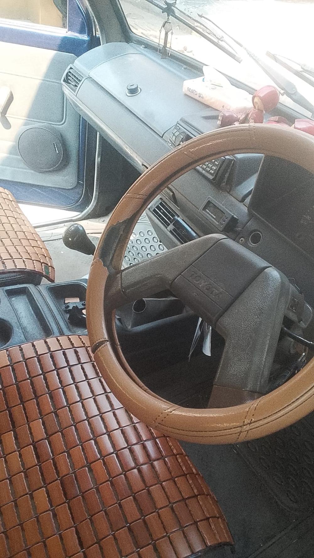 Toyota Kijang STD